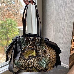 St. Pitone Black&Green Leather Nylon Shoulder Bag